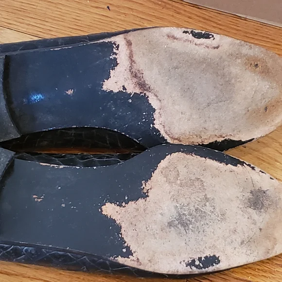 Salvatore Ferragamo Black Low Heel Suede Flats with Logo Accent - Picture 6 of 6